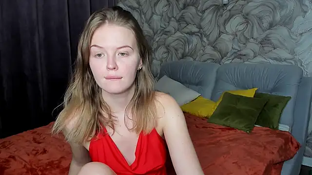 LaurennHill online show from 26, 11, 2025