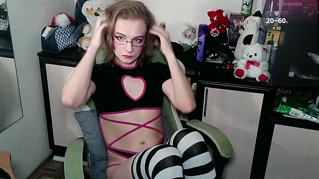 LeoGuessMe online show from 12, 4, 2026