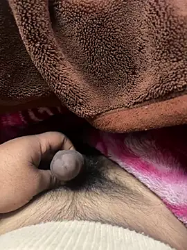 Snapshot of tonedcut_6 chatting on 6, 1, 2026 tonedcut 6 online show from 6, 1, 2026