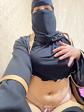 Snapshot of _Laiali_ chatting on 6, 11, 2025 Laiali online show from 6, 11, 2025