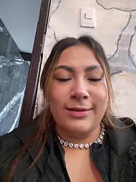 MacarenaRosse online show from 18, 11, 2025