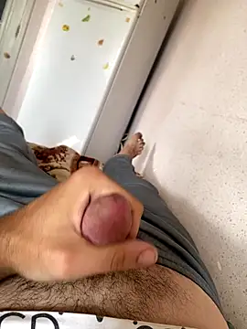 Snapshot of louaisex chatting on 10, 9, 2025 louaisex online show from 10, 9, 2025