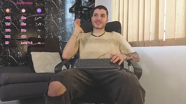 Snapshot of Rafael_Mendezz chatting on 29, 5, 2026 Rafael Mendezz online show from 29, 5, 2026