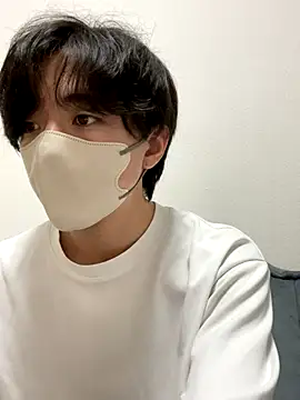 Yuma0718 online show from 15, 10, 2025