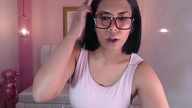 Snapshot of ambar_fox_s chatting on 1, 3, 2026 ambar fox s online show from 1, 3, 2026