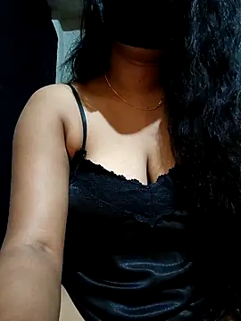 DiyaRoy49 online show from 25, 11, 2025