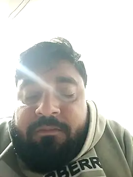 Raju fuckerr online show from 15, 11, 2025