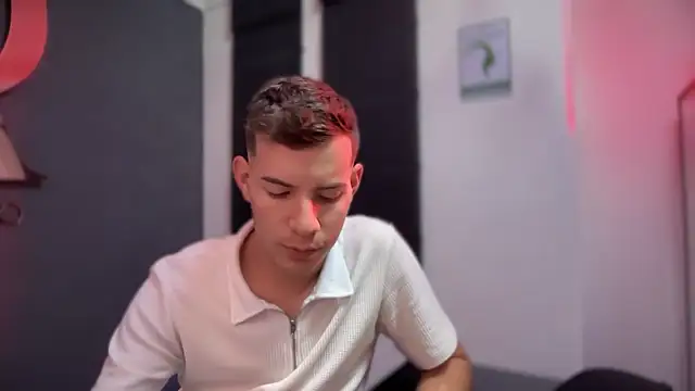 lara and danny online show from 1, 10, 2025