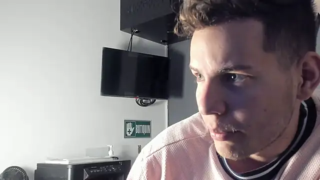 lara and danny online show from 10, 10, 2025