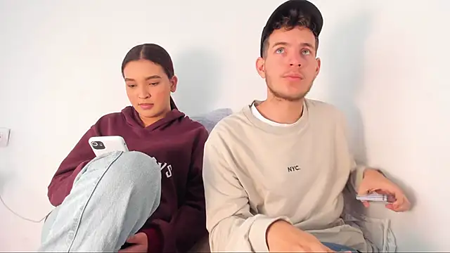 lara and danny online show from 6, 11, 2025