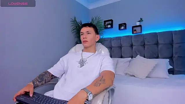 Thomas moon online show from 15, 2, 2026