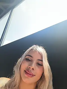 YouCandiSumisa online show from 4, 4, 2026