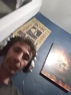 Snapshot of githot chatting on 1, 11, 2025 githot online show from 1, 11, 2025