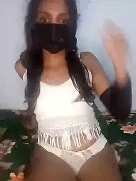 Snapshot of kissy_doll chatting on 11, 10, 2025 kissy doll online show from 11, 10, 2025