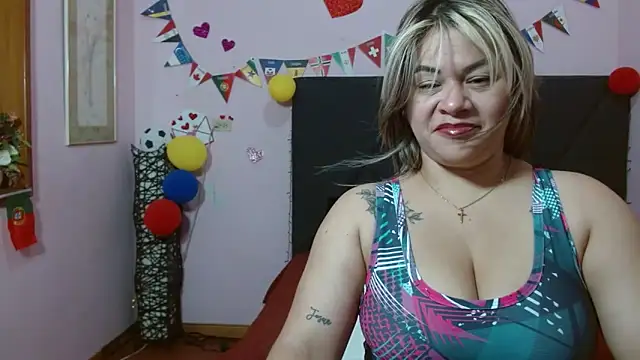Snapshot of pamela_echeverria chatting on 1, 7, 2026 pamela echeverria online show from 1, 7, 2026