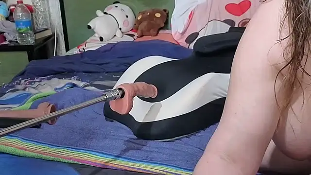 Lilirose-63 online show from 19, 4, 2026