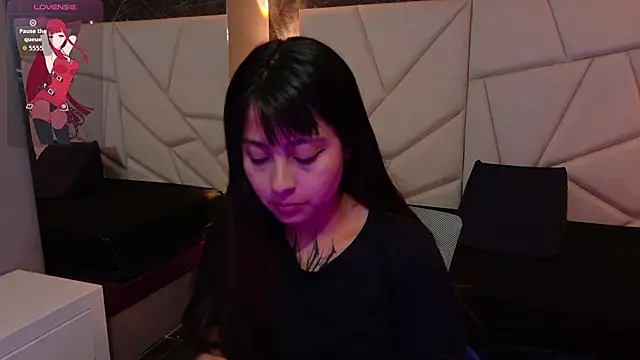 sophiaa 7 online show from 4, 11, 2025