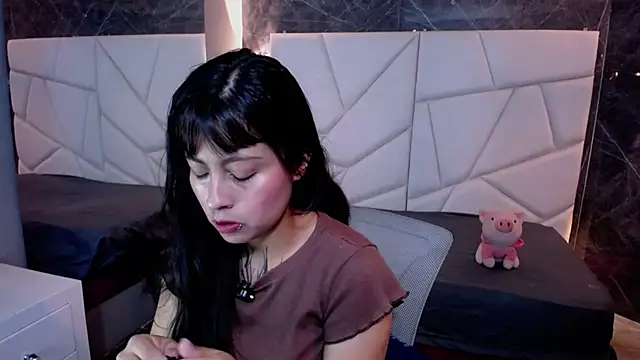 sophiaa 7 online show from 10, 2, 2026