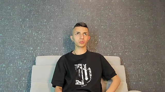 NickandAbby  online show from 20, 9, 2025