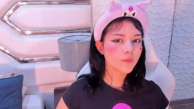 TatiLee online show from 7, 11, 2025