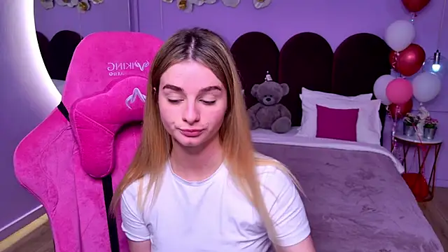 SweetyLicky online show from 19, 11, 2025