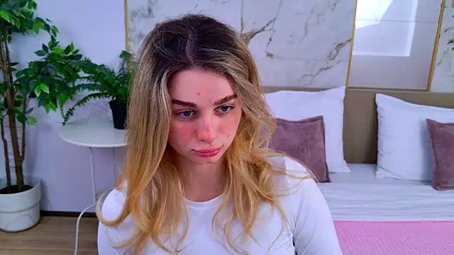 SweetyLicky online show from 6, 2, 2026