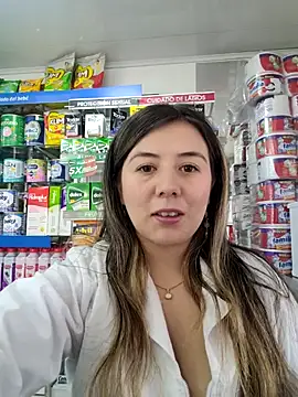 Sophie del Castillo online show from 8, 6, 2026
