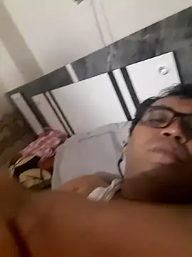 Hot-boy077 online show from 30, 11, 2025