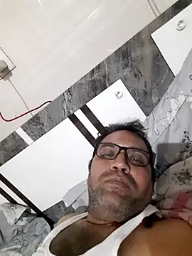 Hot-boy077 online show from 27, 2, 2026