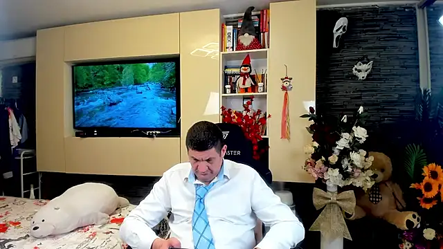 SpartacusDaddy48 online show from 16, 4, 2026