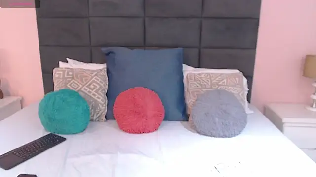 Abby-campbel online show from 19, 11, 2025