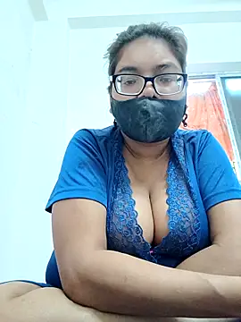 Snapshot of Elie_couple143 chatting on 20, 10, 2025 Elie couple143 online show from 20, 10, 2025