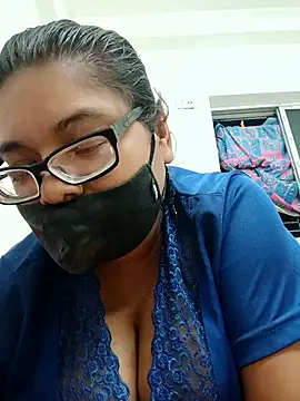 Snapshot of Elie_couple143 chatting on 1, 11, 2025 Elie couple143 online show from 1, 11, 2025