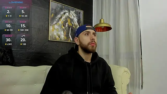 Maximo Wolff online show from 7, 11, 2025