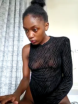 Miss-Hennessy online show from 19, 3, 2026