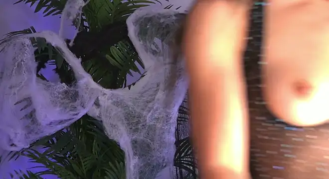 YasminaMoon online show from 31, 10, 2025