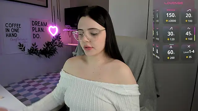 LiaWoow online show from 10, 1, 2026