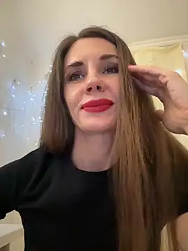 LucieMack online show from 2, 12, 2025