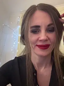 LucieMack online show from 21, 12, 2025