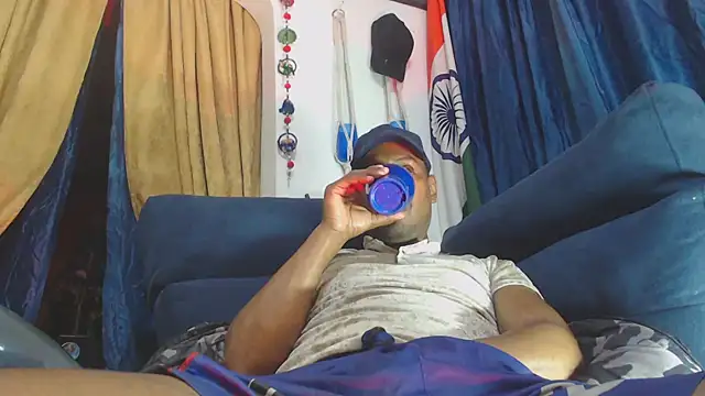 ElCaballeroNegro24 online show from 1, 3, 2026