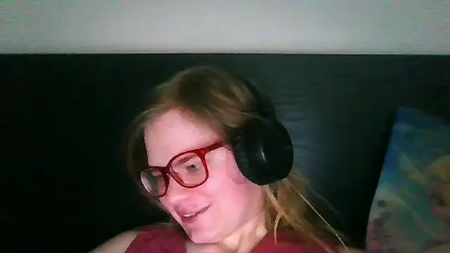 Moonolighta online show from 25, 9, 2025