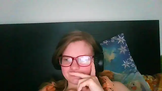 Moonolighta online show from 3, 3, 2026