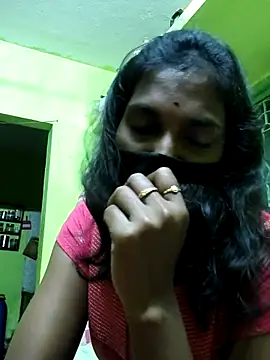 Snapshot of Honey_rosetamil chatting on 5, 10, 2025 Honey rosetamil online show from 5, 10, 2025