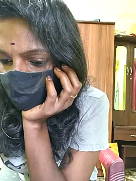 Honey rosetamil online show from 4, 11, 2025