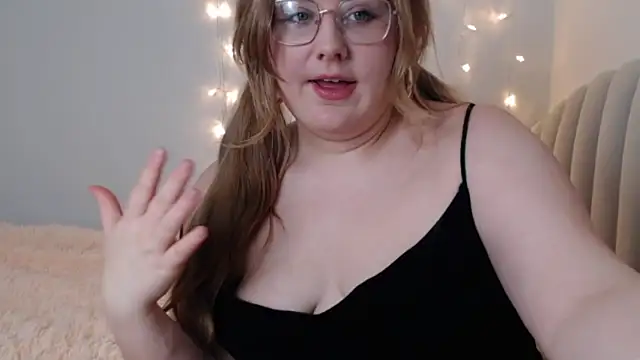 Snapshot of AgnesRoseCams chatting on 6, 2, 2026 AgnesRoseCams online show from 6, 2, 2026