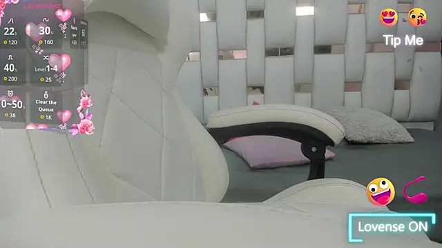 Snapshot of Katalina_red chatting on 9, 9, 2025 Katalina red online show from 9, 9, 2025