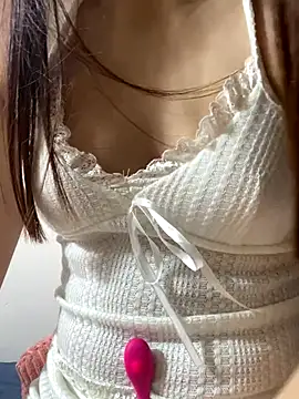 SiennaQueen18 online show from 8, 10, 2025