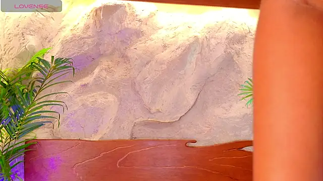 alisonn moon online show from 14, 4, 2026