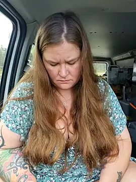 Snapshot of Love86Emily chatting on 17, 10, 2025 Love86Emily online show from 17, 10, 2025