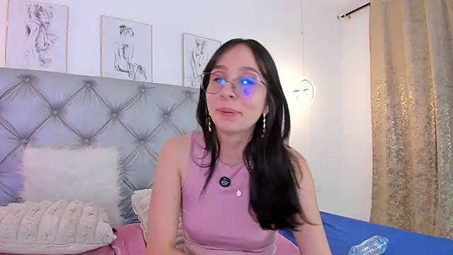 Naughty Couple83 online show from 12, 5, 2026